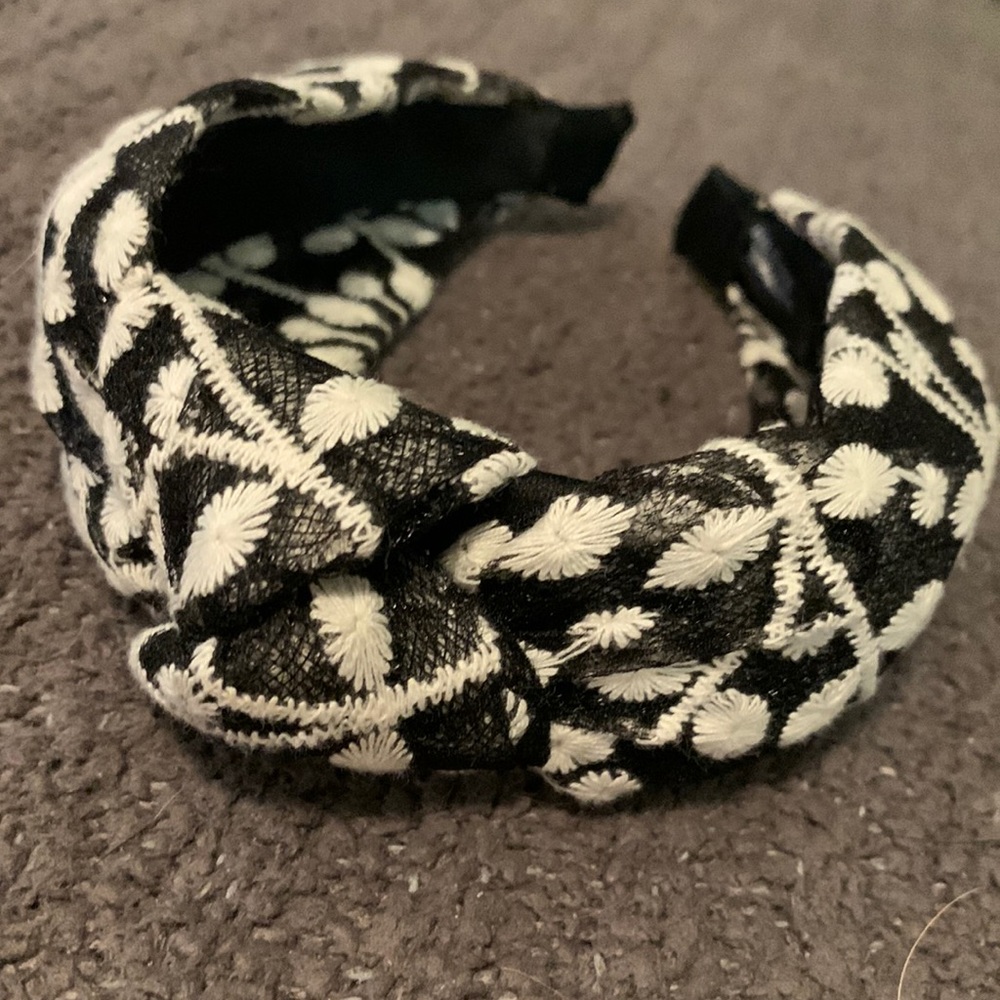 Embroidered Black and Cream Headband